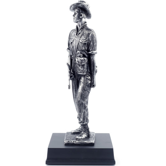The sensational limited edition reproduction of 'The Silver Soldier' figurine is now available. Originally created for the Second Battalion, The Royal Australian Regiment (2RAR), this exquisite figurine captures the essence of a 2RAR soldier through the ages, as well as all soldiers who served in Malaya. www.defenceqstore.com.au