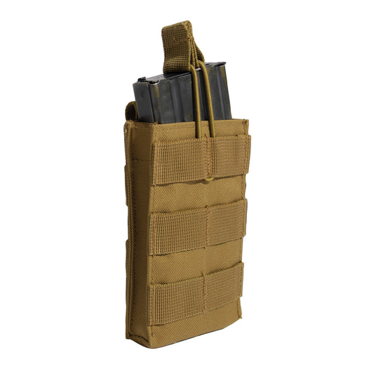 Three MOLLE loops on the front of the plate carrier mag pouch enable additional attachments. The open top design and elastic pull tabs on the AK mag pouch enable rapid access to your magazine. The tactical pouch is made with durable materials for years of use in the field. www.defenceqstore.com.au