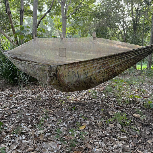 The Spartan Sleep Systems “Artemis Hammock” is an ultra-light hammock designed to keep the user off the ground and comfortable, whilst being completely enclosed in a bug netting. It enables interruption free sleep above the ground and from air attacks from bugs. www.defenceqstore.com.au