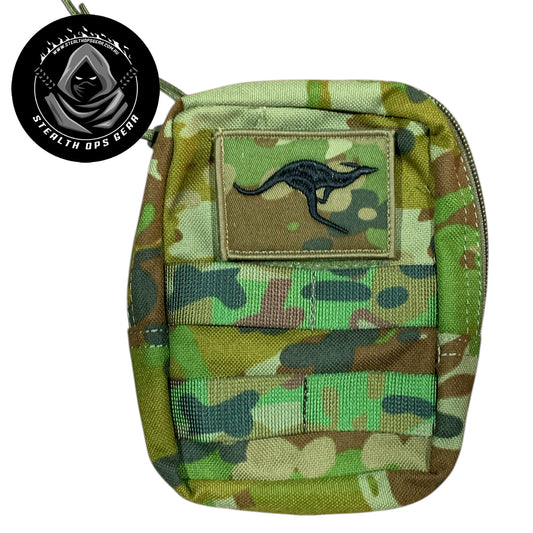 Great pouch for all your navigation gear!
AMCU Admin Pouch Stealth Ops Gear is an essential accessory for anyone needing quick access to small items without sacrificing space or comfort. Its compact dimensions of 16x11.5x5cm make it easy to attach to your belt, vest, or backpack without adding unnecessary bulk. www.defenceqstore.com.au