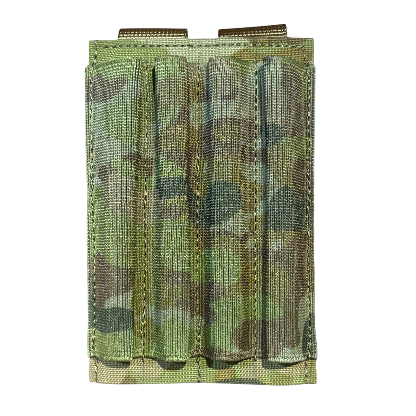 Keep your tactical gear organized and mission-ready with the AMCU Cyalume Chemlight Holder. This rugged four-stick holder mounts securely to any PALS/Molle platform, giving you instant access to critical light sources in the field. www.defenceqstore.com.au