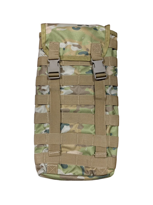 Maximize your tactical setup with fully adaptable MOLLE and PALS rear attachments featuring anti-corrosion copper press studs. Engineered with military-grade 900D fabric for unmatched resilience in demanding environments. www.defenceqstore.com.au