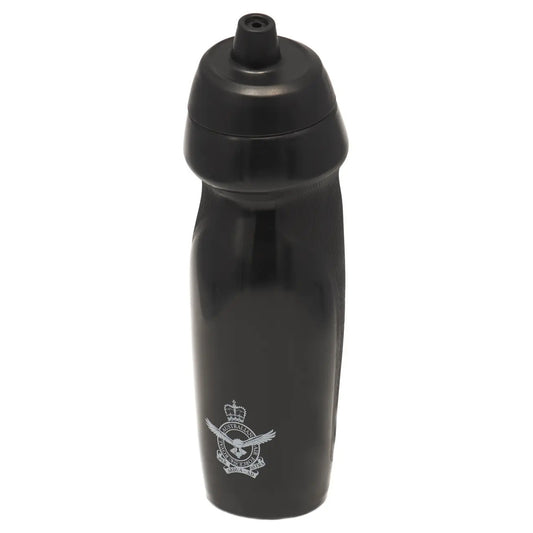 Stay hydrated with this ergonomic water bottle. Free from BPA, the soft-sided bottle is easy to drink from as well as being safe. The leak proof puff valve means no fumbling with a lid when you need to hydrate, simply suck or squeeze. The soft-grip panel means you’ll have a secure grip, even when wet. www.defenceqstore.com.au