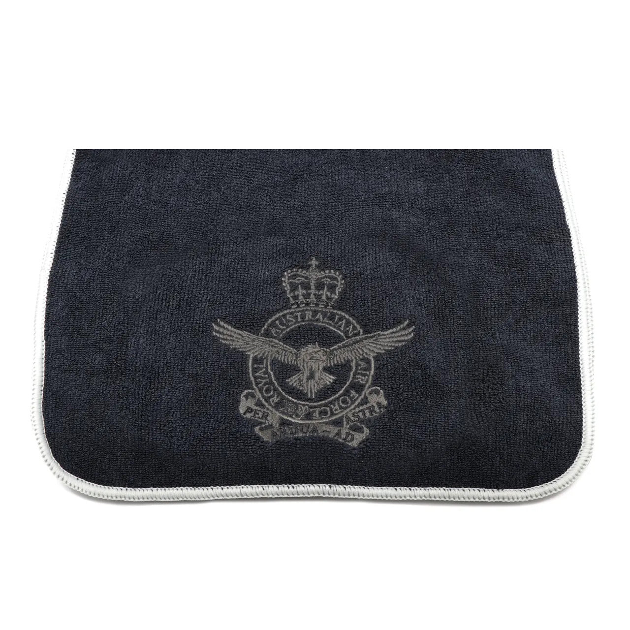 Take your workouts to the next level with the Air Force Active Towel. The ultra-absorbent microfiber material ensures that you stay dry and comfortable during even the most intense gym sessions. Plus, its compact size makes it perfect for any athletic pursuit, without adding extra weight to your gym bag. Also with its fine stitch edge overlocking, you'll experience ultimate comfort every time you use it.
300mm x 1000mm
www.defenceqstore.com.au