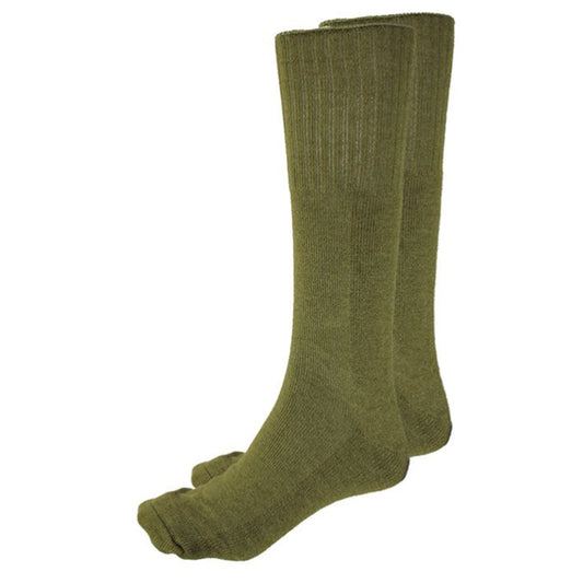 These versatile all-purpose boot socks are designed for any occasion. The Army Socks Heavy Duty Khaki Tactical Assault are expertly crafted with a 75% wool blend to offer the perfect combination of comfort and durability. Their mid calf length is ideal for most boots, and their premium quality and cushioned sole make them incredibly hard-wearing. Made with 75% wool and 25% nylon, these socks are a must-have for any active individual. www.defenceqstore.com.au