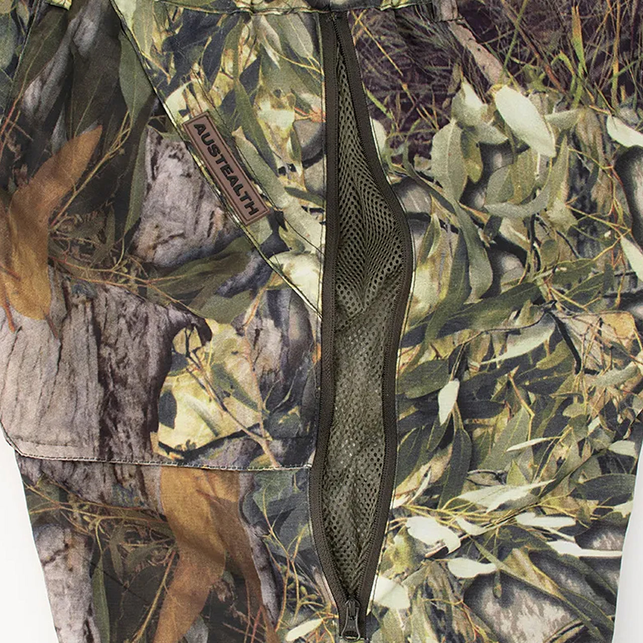 Unbeatable comfort and style come together with Austealth's Camo Shorts! Featuring Archroma Tech Taslon Nylon fabric and lightweight elastic sides, you'll stay cool and safe with UV protection. www.defenceqstore.com.au