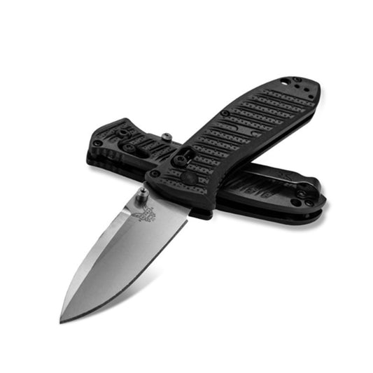 The combat legend that simply won’t quit. With years of experience and redesign, the Mini Presidio II features Benchmade’s CF-Elite™ handle material. Light enough to cut overall weight without compromising durability, the 575-1 Mini Presidio II is the perfect option for those looking for a smaller workhorse folder that doesn’t weigh their kit down. www.defenceqstore.com.au