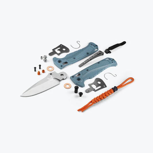 The mini variant of the quintessential waterman's folder, the versatile Mini Adira™ is a heavy use EDC built for all tasks in wet environments. Featuring a 3.0”/8.15cm drop point blade of CPM-MagnaCut stainless steel, this pocket-ready fisherman’s folder uses an AXIS www.defenceqstore.com.au