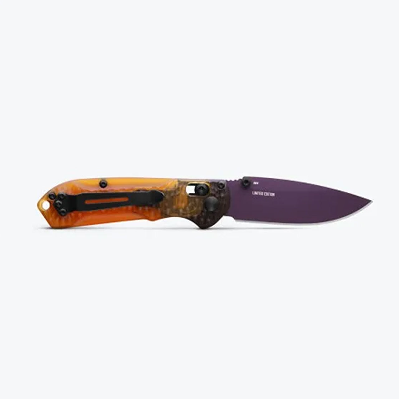 Get a good look under the hood of Benchmade’s 2025 SHOT Show special, the limited edition 56PL-2501 Mini Freek®. Inspired by the pairing of amethyst and topaz gemstones, this robust EDC features a drop point CPM-M4 blade with a custom Cerakote® Amethyst finish and transparent Amber ULTEM™ handle scales, a premium high performance polymer with incredible strength and rigidity. www.defenceqstore.com.au