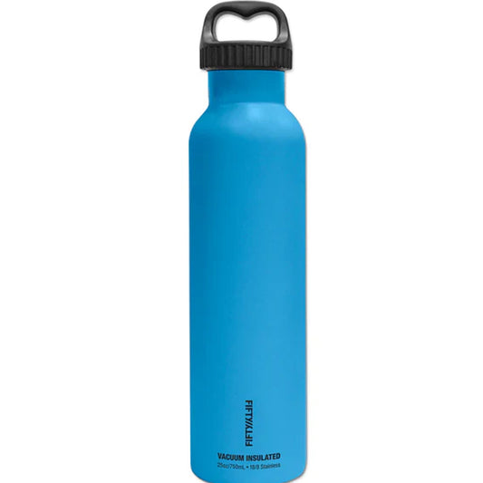 The Fifty Fifty 750ml Water Bottle in Crater Blue combines lightweight, recyclable 18/8 food-grade stainless steel with advanced double-wall vacuum insulation to maintain your drink's temperature—hot or cold—for hours. www.defenceqstore.com.au