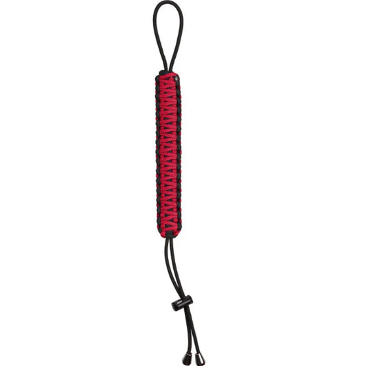 Made from durable 350 lb paracord, this handle is built to withstand daily use, offering strength and reliability wherever you take it. The included rubber band ensures a snug fit around your bottle, preventing any slipping or loosening during transport. www.defenceqstore.com.au