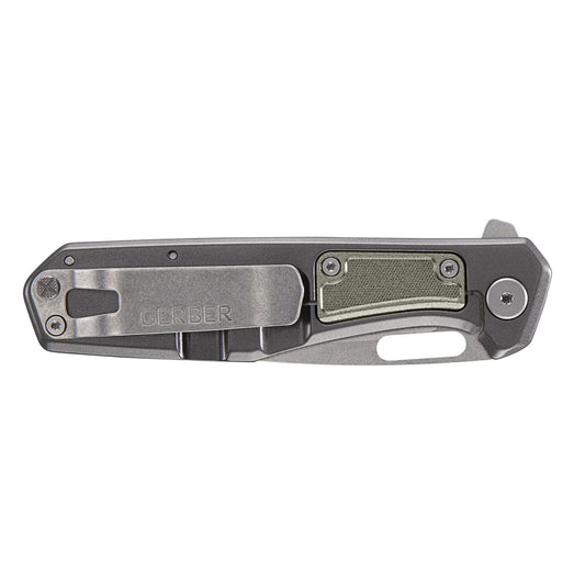 Small in size but significant in function. The MiniSada delivers an ergonomic design and slimmed-down, practical footprint for your pocket. With its unique set screw axle mechanism, you can customize the blade tension to suit your preference. www.defenceqstore.com.au
