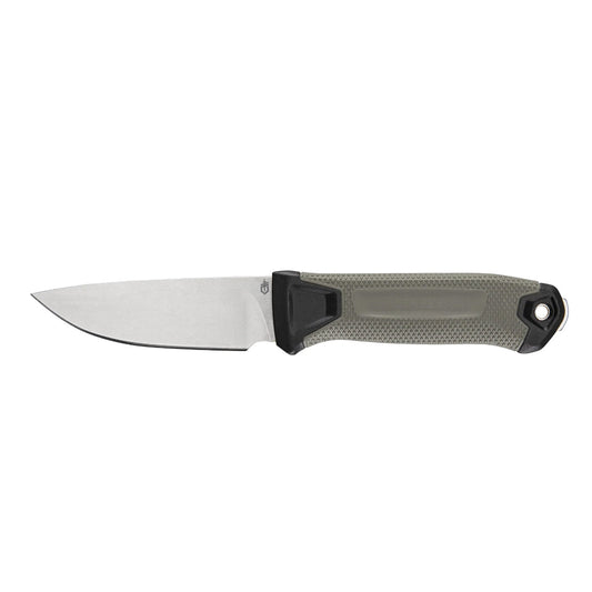 Based on Gerber's bestselling fixed blade, the new StrongArm Camp comes with a full tang 420HC high-bevel edge blade and a diamond-textured, comfortable, grippy handle. Making it possible to make controlled cuts for first aid or cutting rope with the durability to handle more challenging tasks. www.defenceqstore.com.au
