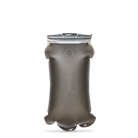 High performance athletes need high performance hydration. The Force 2L and 3L are ultra-durable and designed for action. The 91cm flexible HydraFusion drink tube insulates in hot weather and protects in tough conditions. The high-flow bite valve not only has a dust cover, but it self-seals and features a twist on/off bar to prevent leaks. Ready when you are. www.defenceqstore.com.au