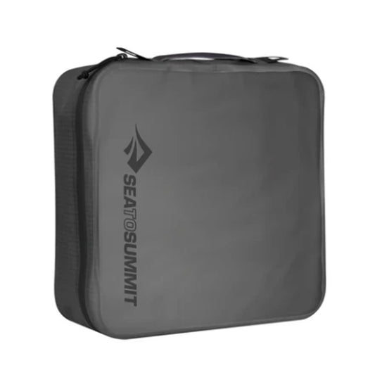 These lightweight and field-ready Hydraulic Packing Cubes are water-resistant and keep your gear dust-free, organised and protected in transit and on off-road adventures. www.defenceqstore.com.au