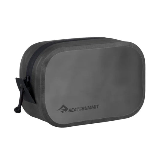 These lightweight and field-ready Hydraulic Packing Cubes are water-resistant and keep your gear dust-free, organised and protected in transit and on off-road adventures. www.defenceqstore.com.au