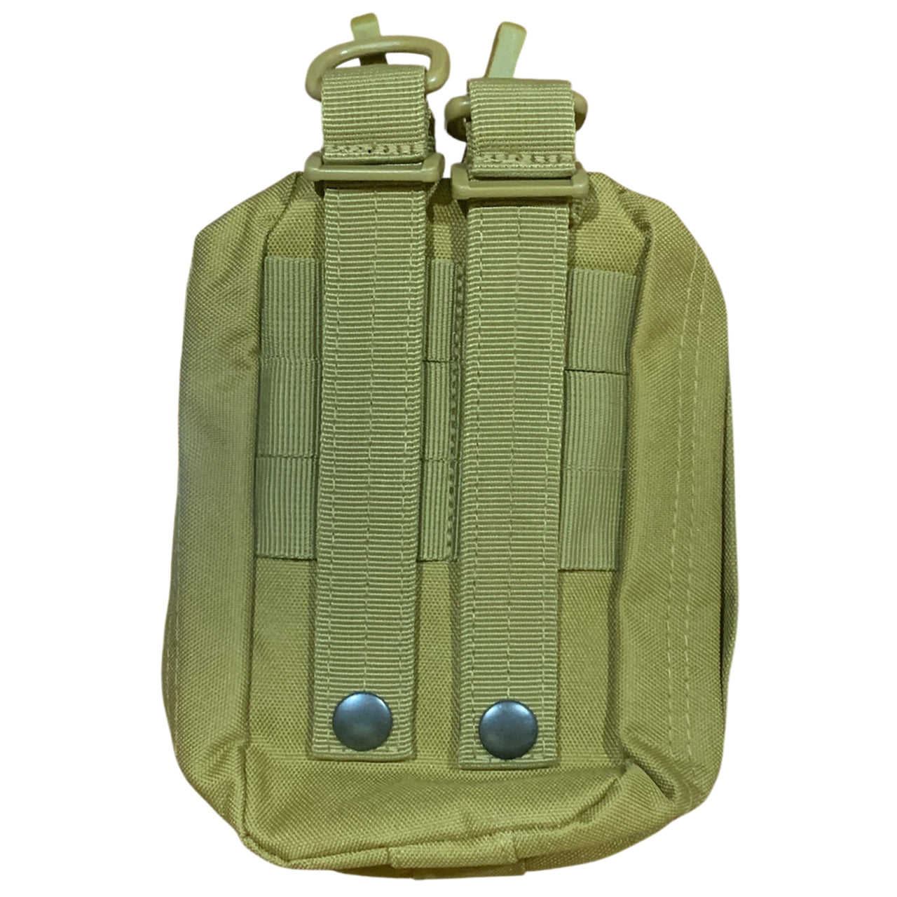 The Snake Bite Kit provides emergency treatment for one person in case of a snake or spider bite. It contains:
3 Heavy Standard Crepe Bandages.
Gauze Swab 7.5cm
Thermal Blanket,
Venomous Bite Guide.
Coyote Combat Pouch 20x9x7cm
Red and white medic morale patch pvc www.defenceqstore.com.au