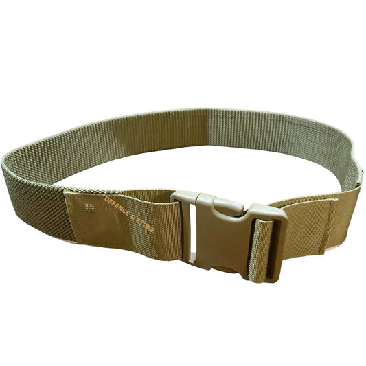 Experience the unbeatable convenience and durability of the Tactical Quick Release Military Belt Khaki! Crafted with rugged nylon webbing, this belt includes a secure duraflex clip lock and an adjustable waist band measuring 50mm wide. www.defenceqstore.com.au