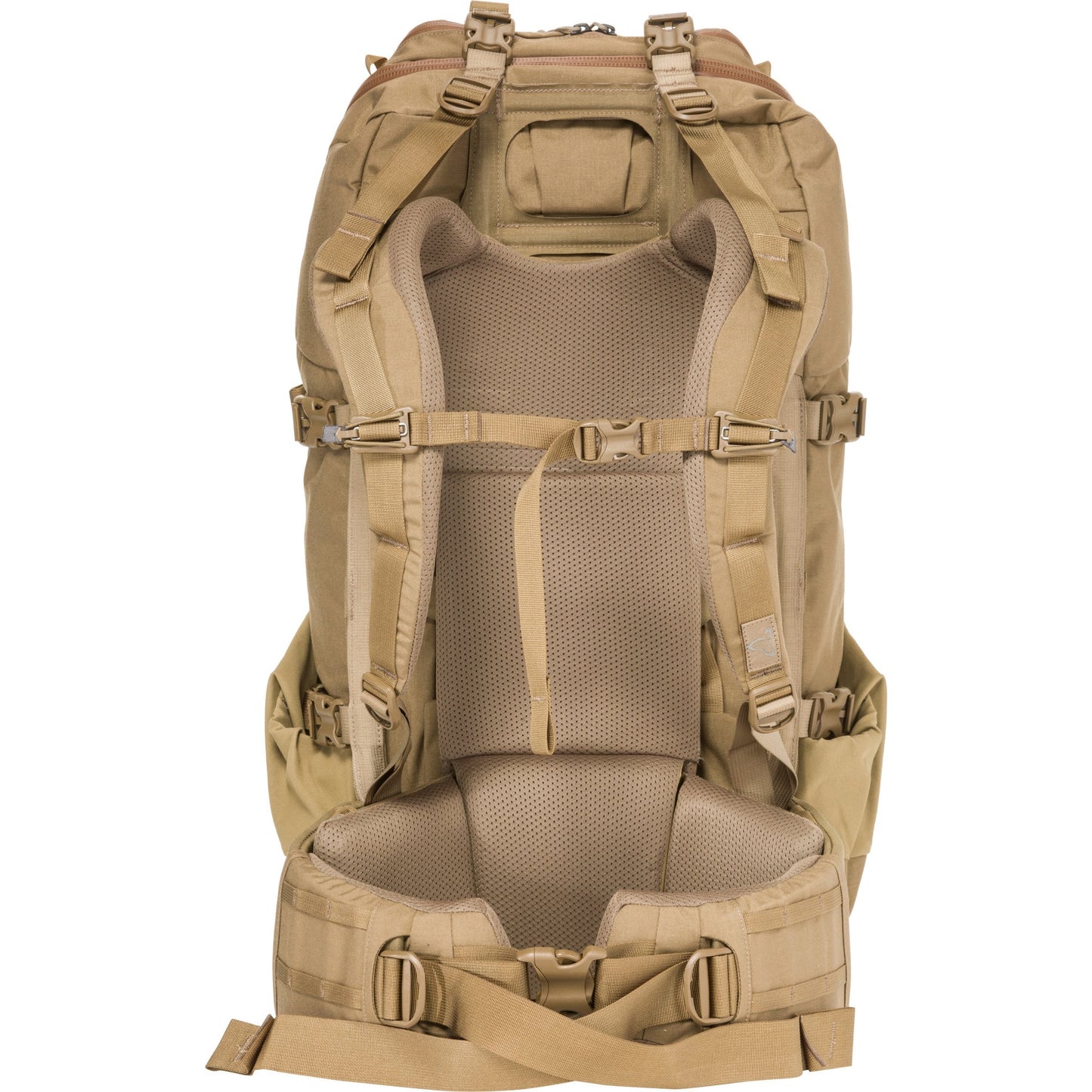 It’s roomy enough for a fast and light overnighter as well as being perfectly suited for dawn ‘til dusk hunts where coming out by headlamp is the norm. www.defenceqstore.com.au