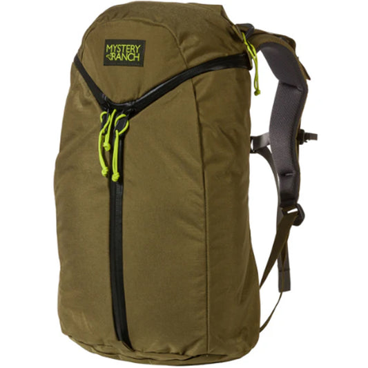 Be prepared for life’s daily battles with the URBAN ASSAULT daypack. The 3-ZIP design serves both form and function, allowing ready access to your pack’s contents. With built-in laptop and tablet sleeves, your devices will hug closely to the back panel for optimal carry comfort and protection. Features a zippered, mesh-lined pocket built into the lid, as well as two internal zippered pockets to organize smaller items. www.defenceqstore.com.au