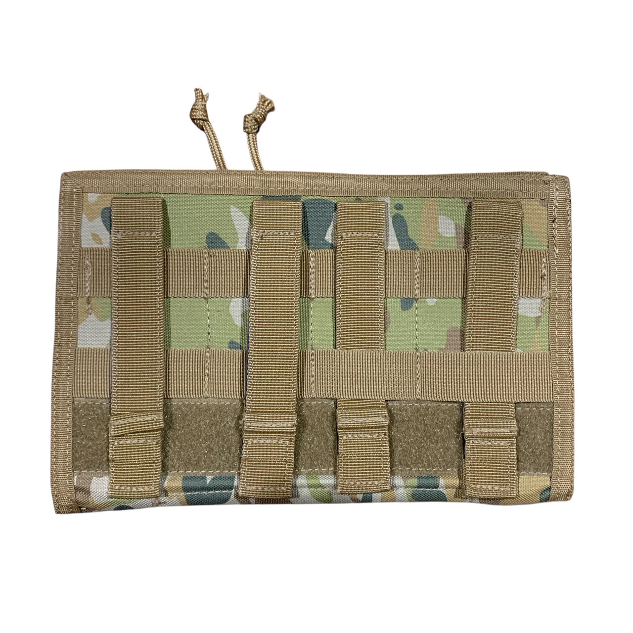 With the Officer/NCO Tactical Panel AMCU, you can easily and conveniently use maps and other navigational tools on a clean and protected surface. Its front boasts six PALS columns, providing ample room for attaching additional pouches. www.defenceqstore.com.au