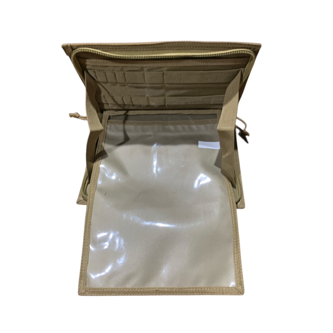 With the Officer/NCO Tactical Panel AMCU, you can easily and conveniently use maps and other navigational tools on a clean and protected surface. Its front boasts six PALS columns, providing ample room for attaching additional pouches. www.defenceqstore.com.au