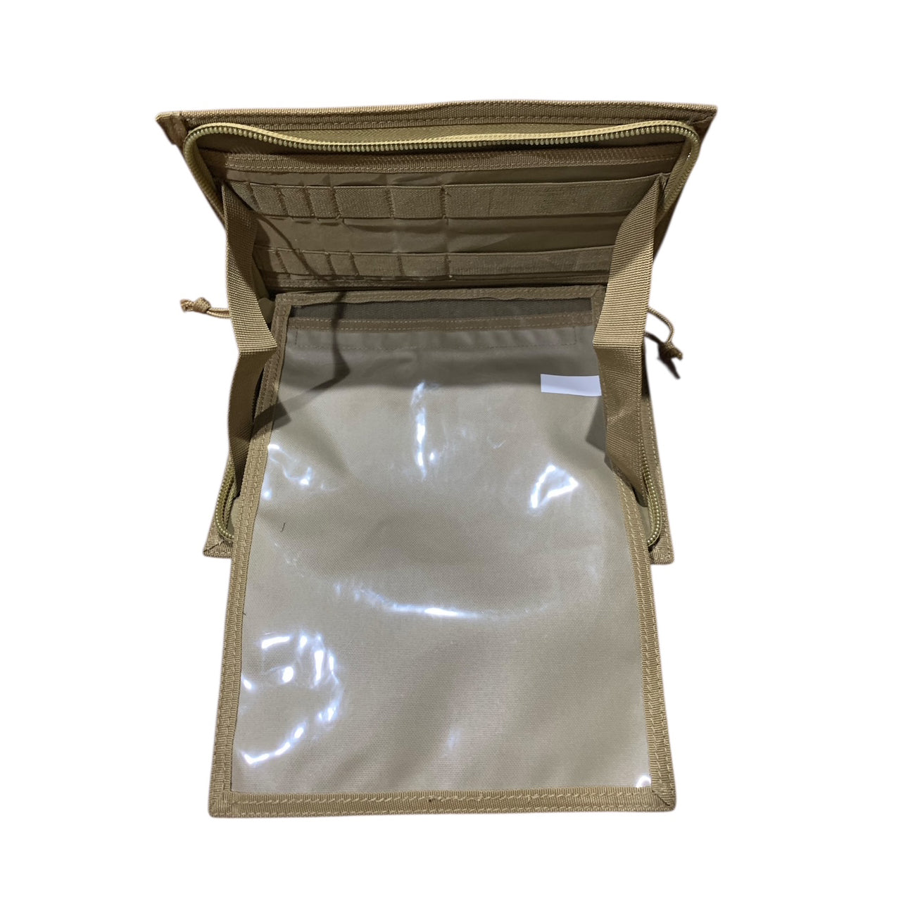 With the Officer/NCO Tactical Panel AMCU, you can easily and conveniently use maps and other navigational tools on a clean and protected surface. Its front boasts six PALS columns, providing ample room for attaching additional pouches. www.defenceqstore.com.au