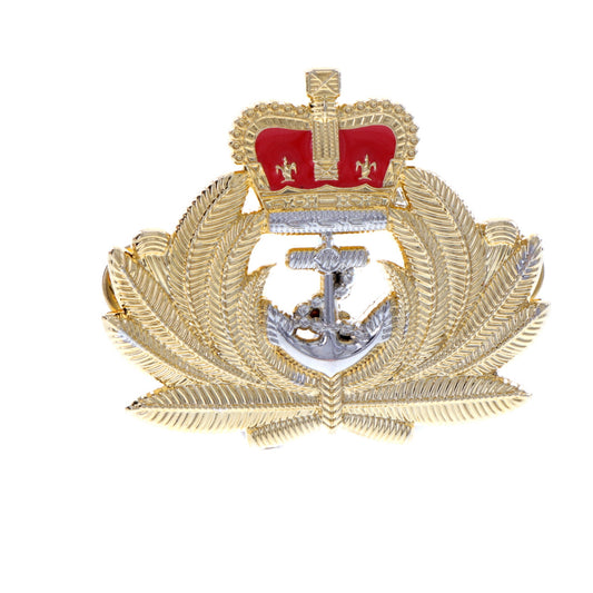 As a passionate advocate for the value of this product, I highly recommend adding the Quality Officer Beret Badge to your collection. This stunning gold, silver, and red beret badge is the perfect size for wear or display. www.defenceqstore.com.au