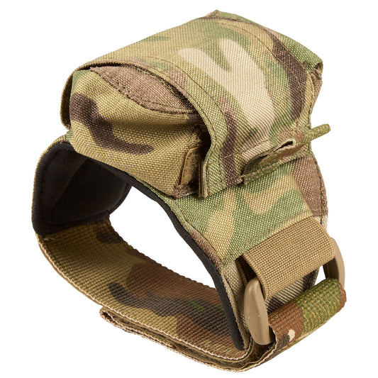 The PLATATAC 601 GPS Wrist Pouch is designed to hold the Garmin 601 GPS on the wearer's wrist. The pouch features a three sided clear PVC Plastic window to ensure that the user can read the display and visually identify all buttons. www.defenceqstore.com.au