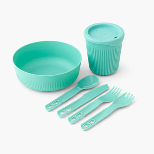 Light, strong and packable, the 6-piece Passage Dinnerware Set offers typical Sea to Summit functionality. Cool Grip sidewalls allow the user to hold the bowl and cup firmly, even when the contents are hot. Steep sidewalls keep food from spilling, and the curve between the walls and base perfectly matches our spoons and sporks. www.defenceqstore.com.au