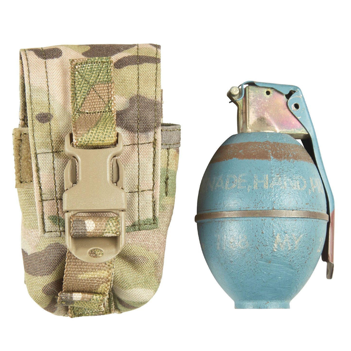 A 19mm ITW clip, combined with a Velcro hook & loop closure, ensures positive retention of EO devices, without impeding release when needed. At 2 MOLLE columns wide, it’s also small enough to mount on belts or plate carriers. www.defenceqstore.com.au where the army shops