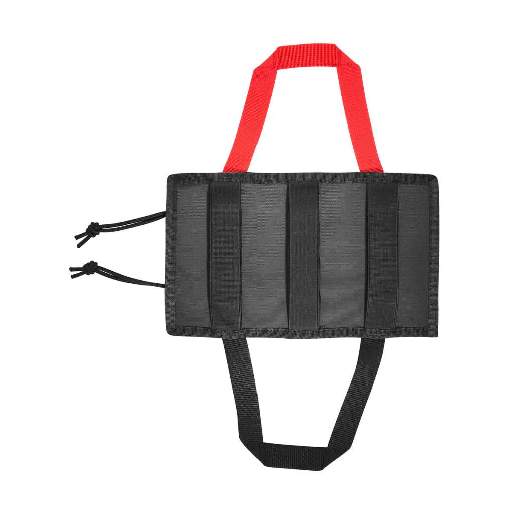 First aid pouch with quick-access system. The panel for individual loading can simply be lifted out. www.defenceqstore.com.au