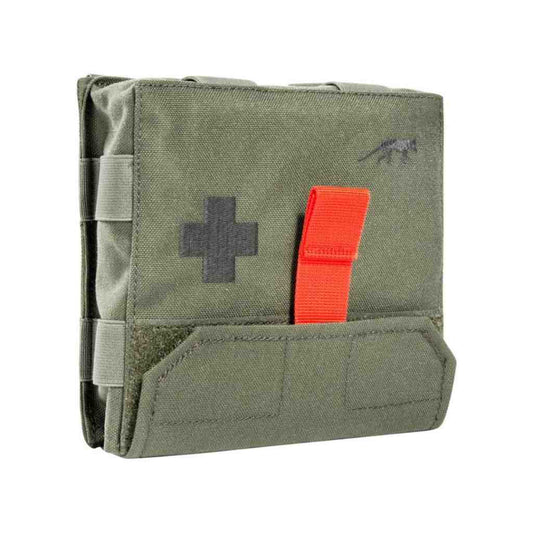 First aid pouch with quick-access system. Attachment with MOLLE reverse system. www.defenceqstore.com.au