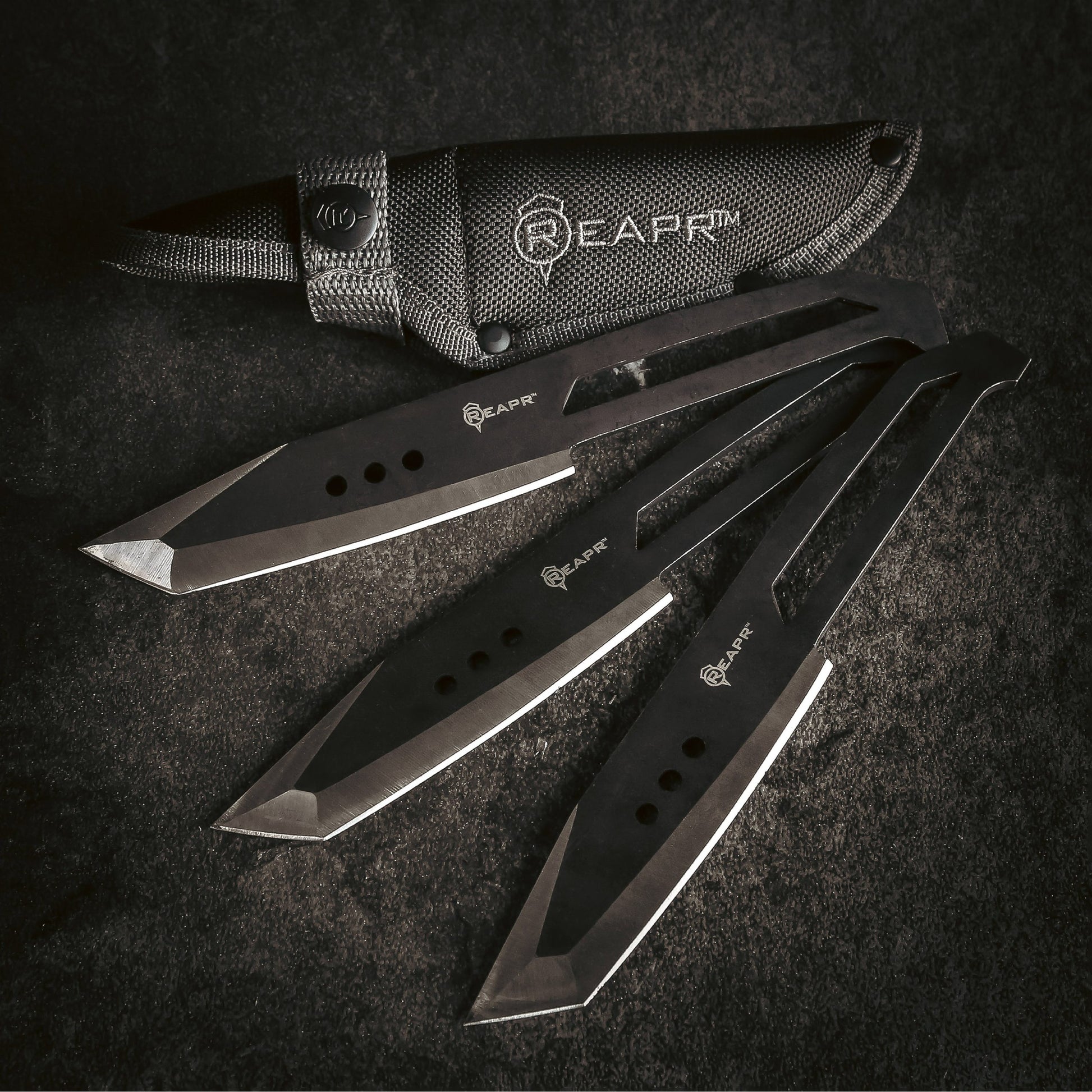 Hit the bullseye every time with these perfectly-balanced throwers. The Reapr 3 Piece Chuk Knives set is ideal for camping, parties, barbecues, and other outdoor activities. www.defenceqstore.com.au