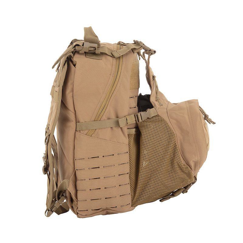 The Removable Operator Pack is built for even your most difficult mission in the field. Designed to carry your helmet and tactical gear for quick access. In the main compartment is a sleeve for your water bladder please inner side pockets for 1LT flasks or other gear around that size. www.defenceqstore.com.au