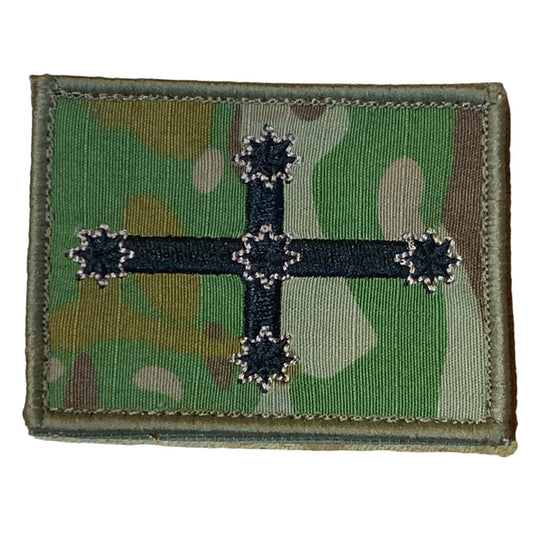 Southern Cross AMCU Patch is great for attaching to your field gear, jackets, shirts, pants, jeans, hats or even create your own patch board.  Velcro Backed  SIZE: 7.5X5.5CM www.defenceqstore.com.au
