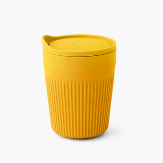 Built tough from EU food-grade glass-reinforced polypropylene, the Passage Mug holds 475ml of your favourite hot or cold drink. www.defenceqstore.com.au