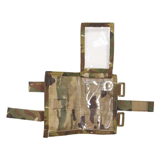 Wrist mounted folding commanders panel including map. Closes with a velcro strap. Large internal folding sleeve and a small swing away sleeve that is transparent on both sides. Twin adjustable wrist straps. Map section: 160mm x 120mm. Swing away section: 95mm x 60mm. Both sides will show different items if required. www.defenceqstore.com.au