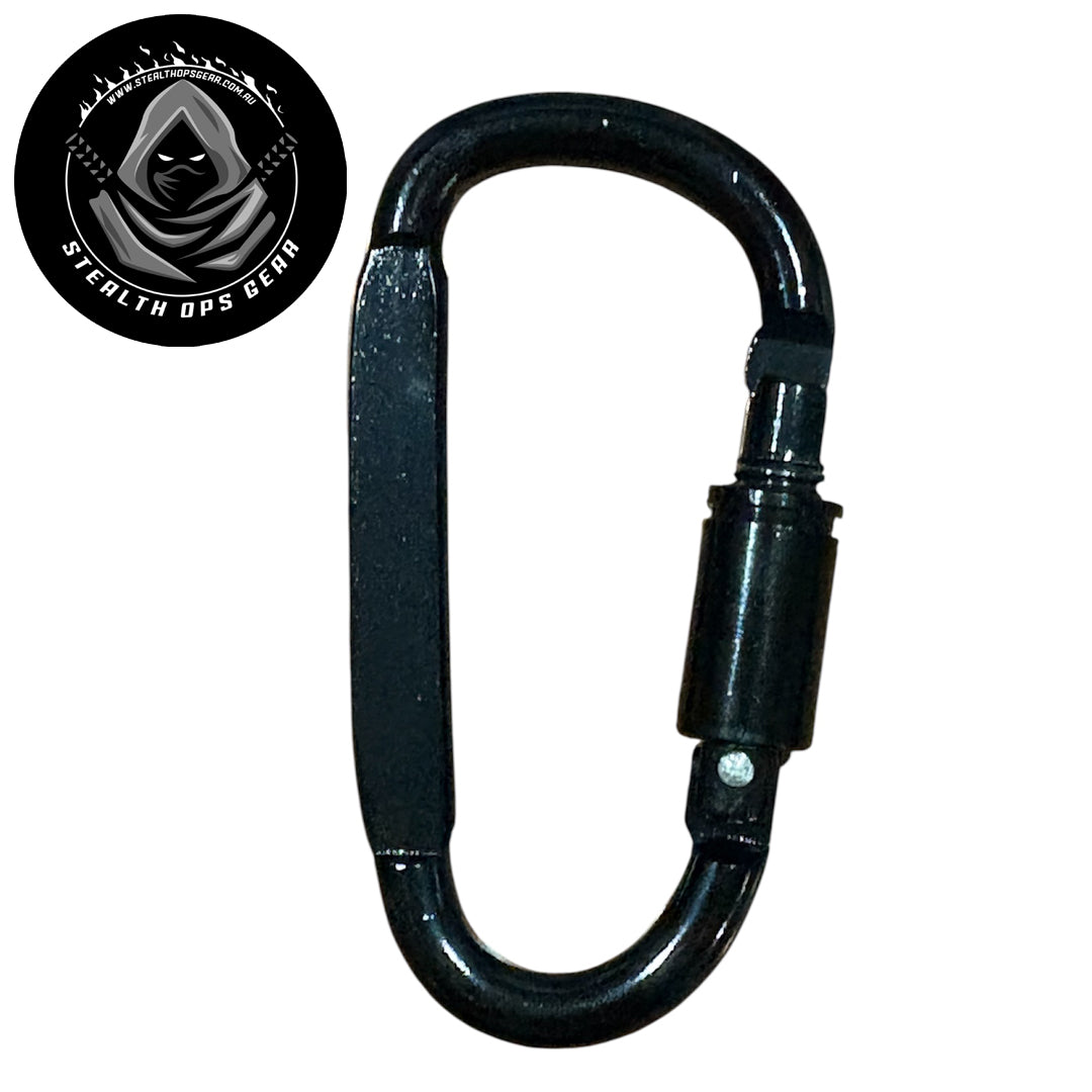 The Stealth Ops Gear 8x4cm Aluminium Carabiner is ideal for attaching backpacks, key chains, water bottles, and various camping gear. Built to support heavy loads up to 50kg, it provides dependable strength for your outdoor adventures, though it is not designed for climbing use. www.defenceqstore.com.au