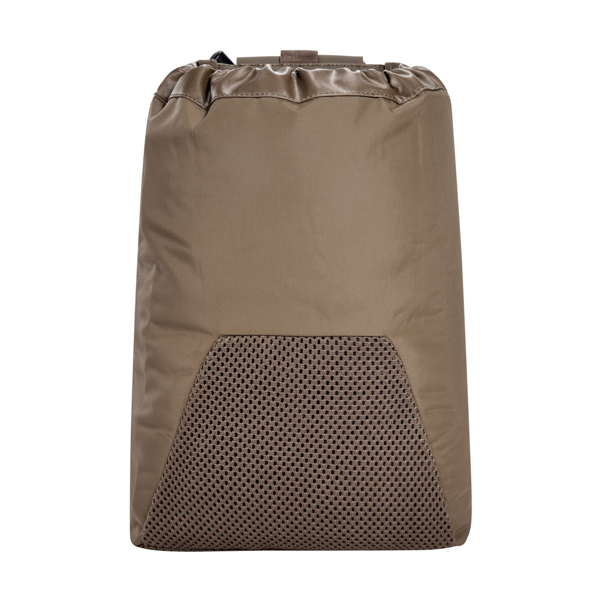 Small foldable depot bag for empty magazines or other utensils. With mesh bottom for quick water drainage. Inside there is a fastening possibility for a M4 magazine pouch or two pistol magazines. The Dump Pouch can be operated even when it is folded. www.defenceqstore.com.au