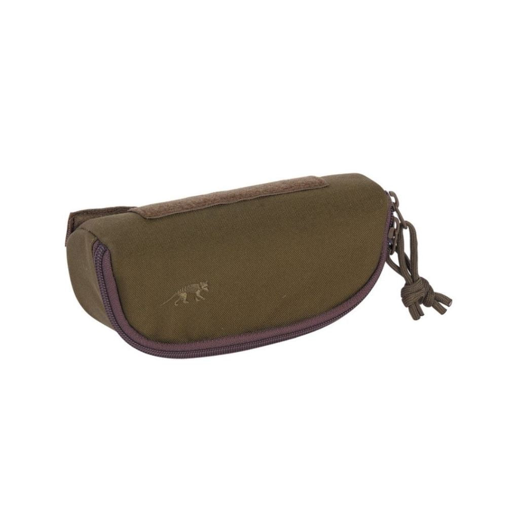 Zip-Up Bag for Sunglasses
Padded zip-up bag with universal attachment.
www.defenceqstore.com.au