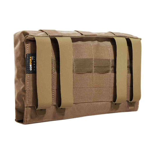 First aid pouch with quick-access system. The panel for individual loading can simply be lifted out. www.defenceqstore.com.au