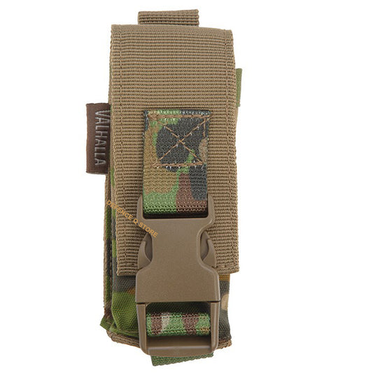 Experience the convenience and versatility of the AMCU Valhalla Multitool Pouch - a compact and practical pouch designed to store knives, multi tools, flashlights, and more! www.defenceqstore.com.au