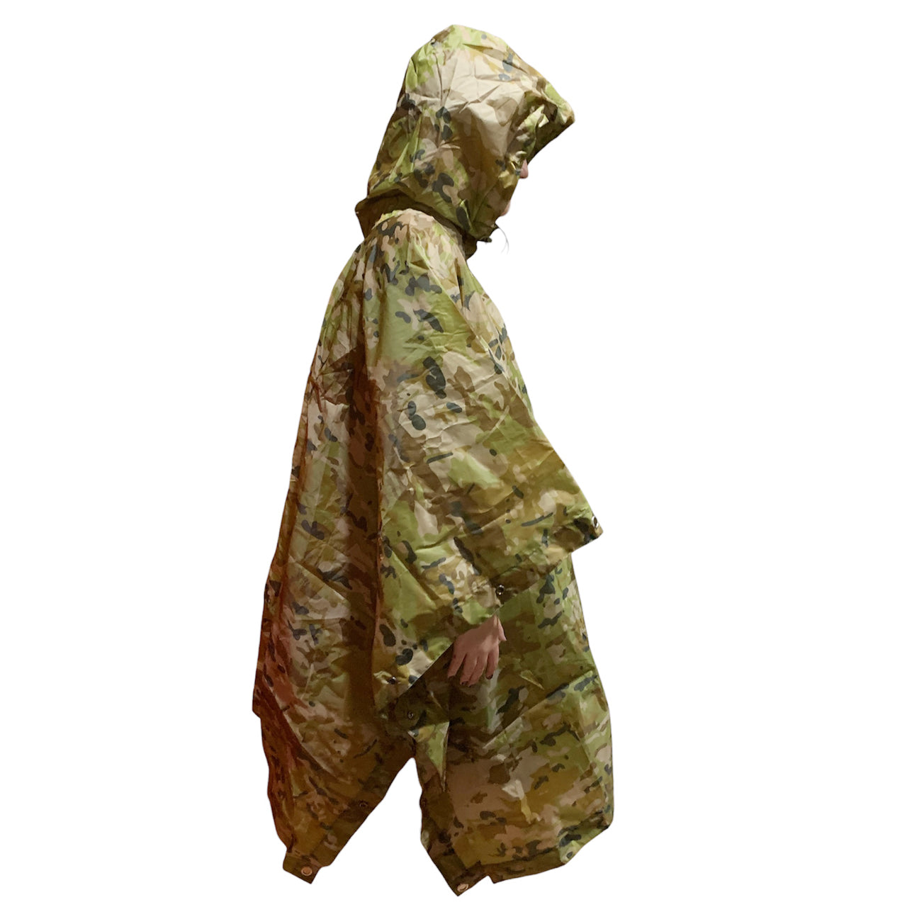 This indispensable gear is ready for any weather, perfect for piquet duty or quick shelter with its clever redesign that combines a poncho and hootchie. It's 100% waterproof and made from 210D nylon coated with polyurethane, www.defenceqstore.com.au