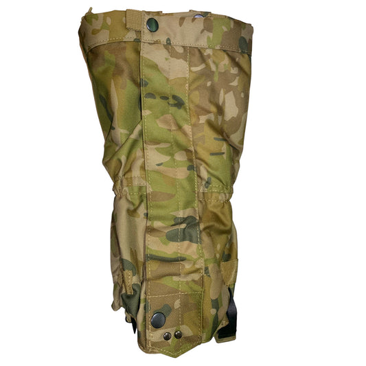 Keep your legs out of the way from snakes and biting insects, while providing a barrier for water, mud and stones from getting inside your boots with a solid pair of gaiters. www.defenceqstore.com.au