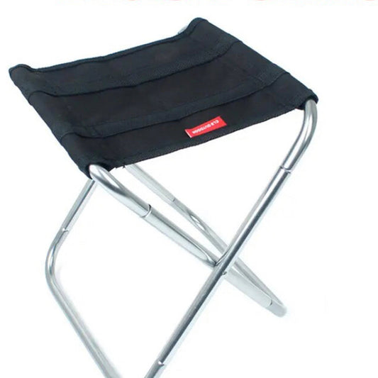 For any occasion requiring a light, portable chair, this Small Light Portable Chair is the perfect solution. Capable of comfortably holding up to 80kg, the chair offers a generous 25x23x27cm when set up and folds to a compact 27x15cm, perfect for stowing away in the included carry bag. www.defenceqstore.com.au