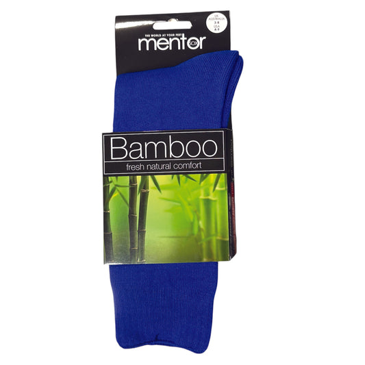 Crafted from a premium blend of 78% bamboo, 20% nylon, and 2% elastane, the Mentor M02 socks deliver natural antibacterial benefits that keep your feet fresh and dry throughout the day. www.defenceqstore.com.au