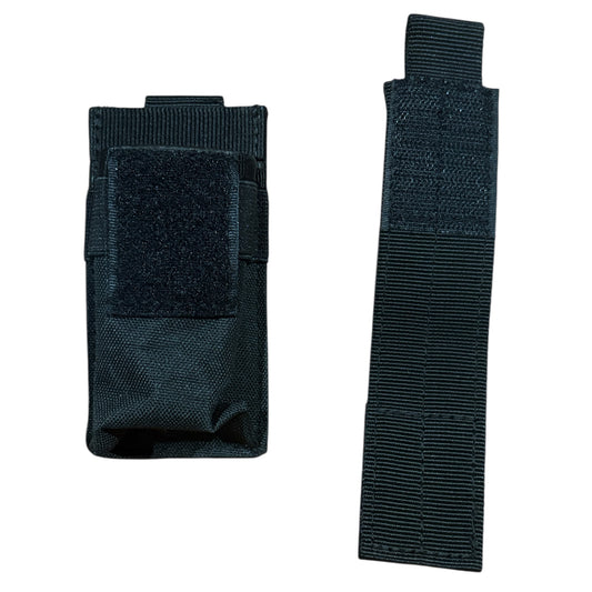 This versatile tactical pouch transforms to suit your needs—detach the cover for open-style access or keep it secured for protected storage. Built with durable 600D nylon and reinforced stitching, it withstands demanding use. www.defenceqstore.com.au