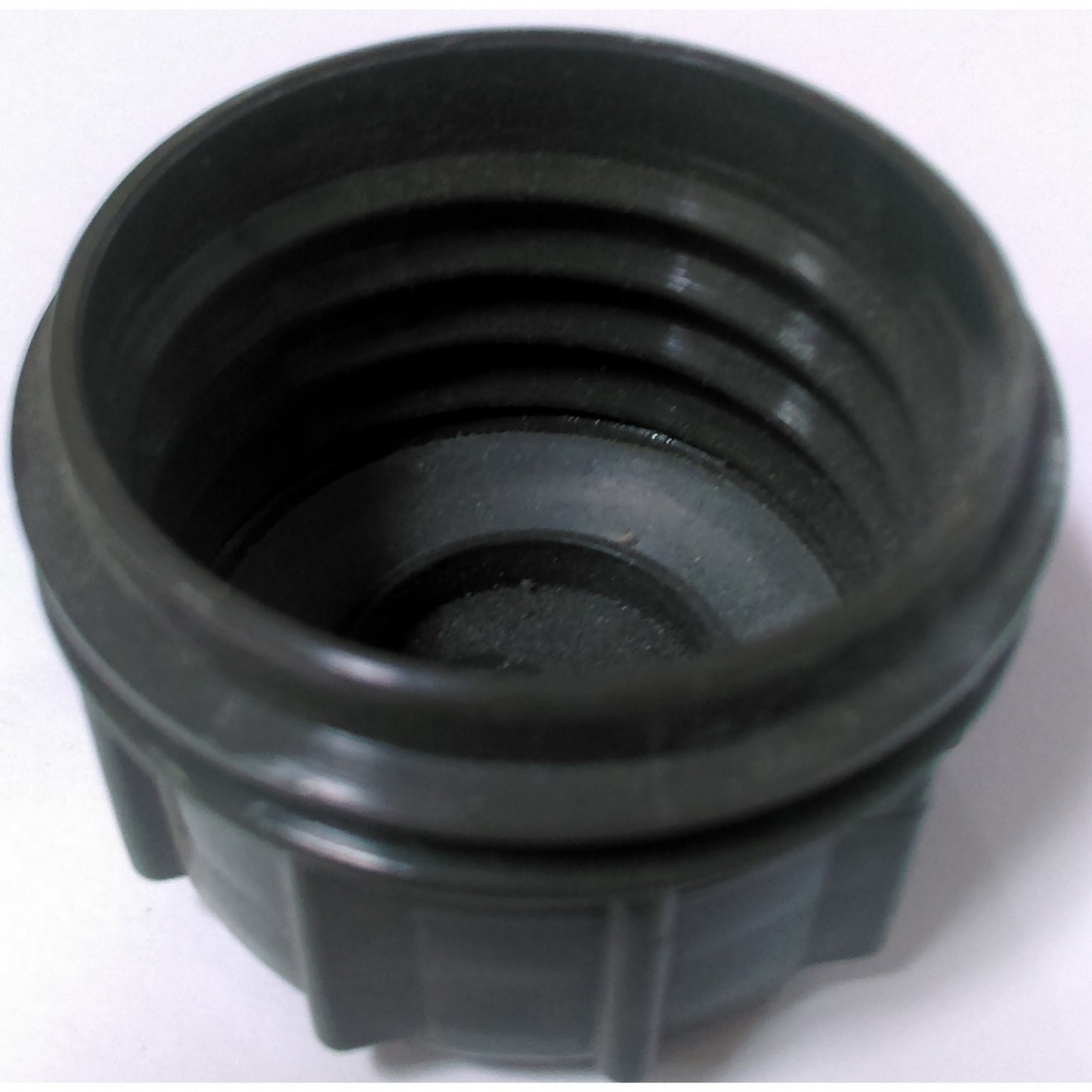 Cap suited to fit the TAS 2L SA water bottle Comes with O-ring