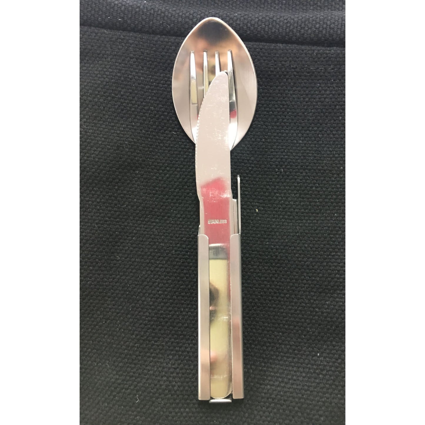 The 4 in 1 chow kit is the perfect lightweight camping, travel, military use, hiking or motorcycle companion. Quality stainless steel knife, fork, spoon and can opener set stays connected with a sliding design. Features: Stainless steel construction Knife, fork and spoon Can and bottle opener